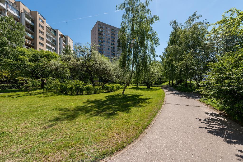 P&O Apartments Metro Imielin Warsaw Exterior photo